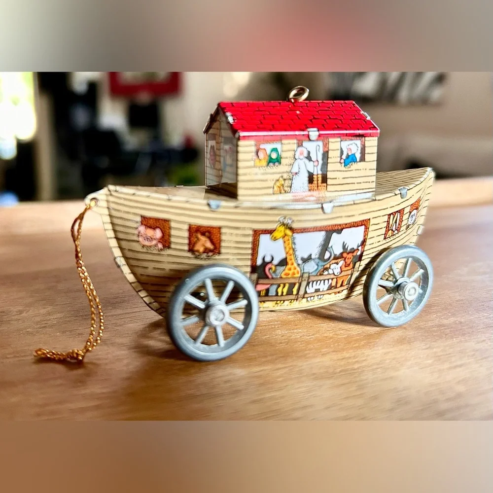 Vintage Hallmark Noah's Ark Collectible Metal Ornament 1988